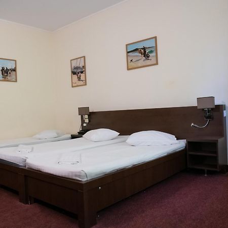 Hotel Panoramic Râmnicu Vâlcea Exteriör bild
