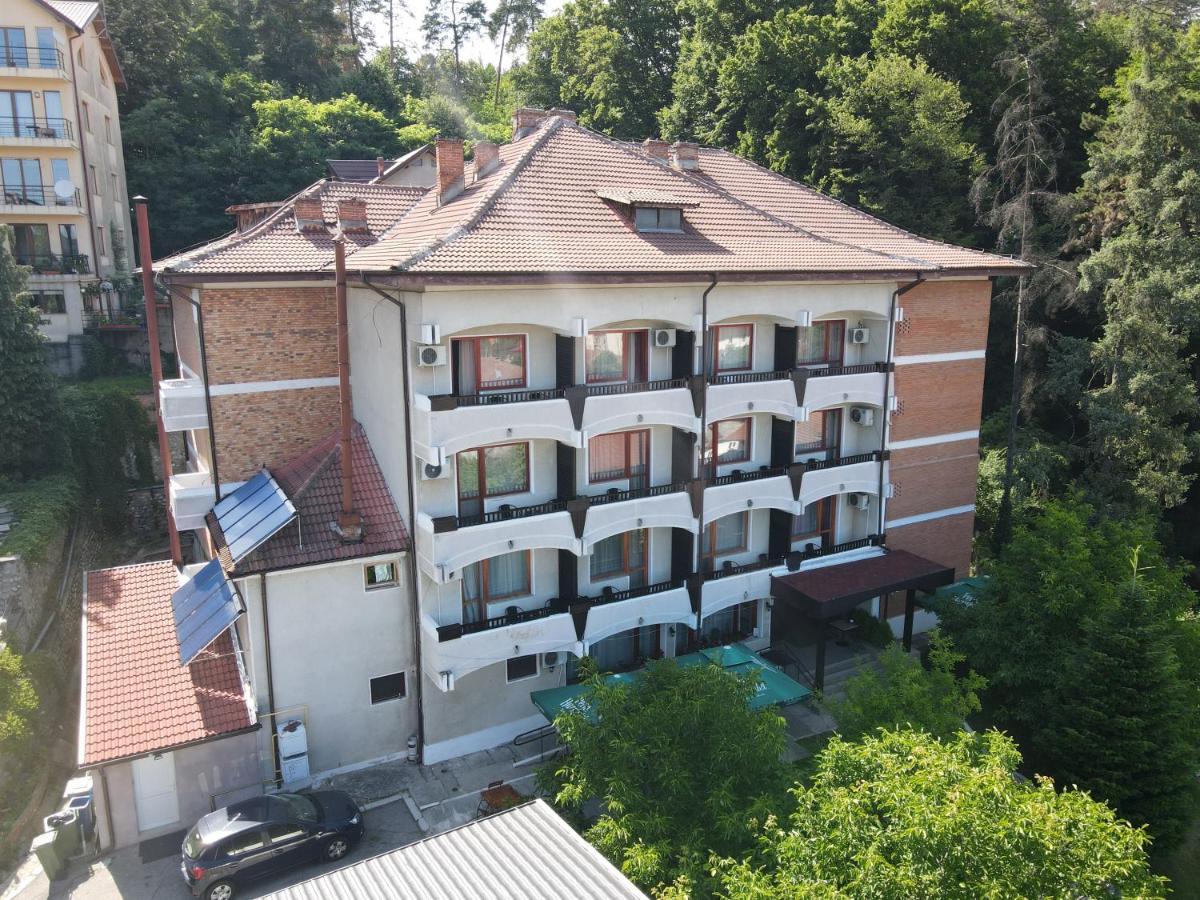 Hotel Panoramic Râmnicu Vâlcea Exteriör bild