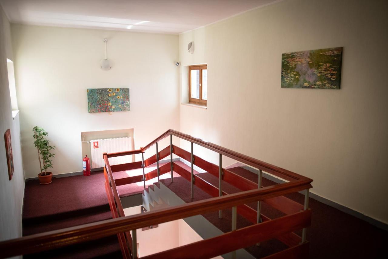 Hotel Panoramic Râmnicu Vâlcea Exteriör bild