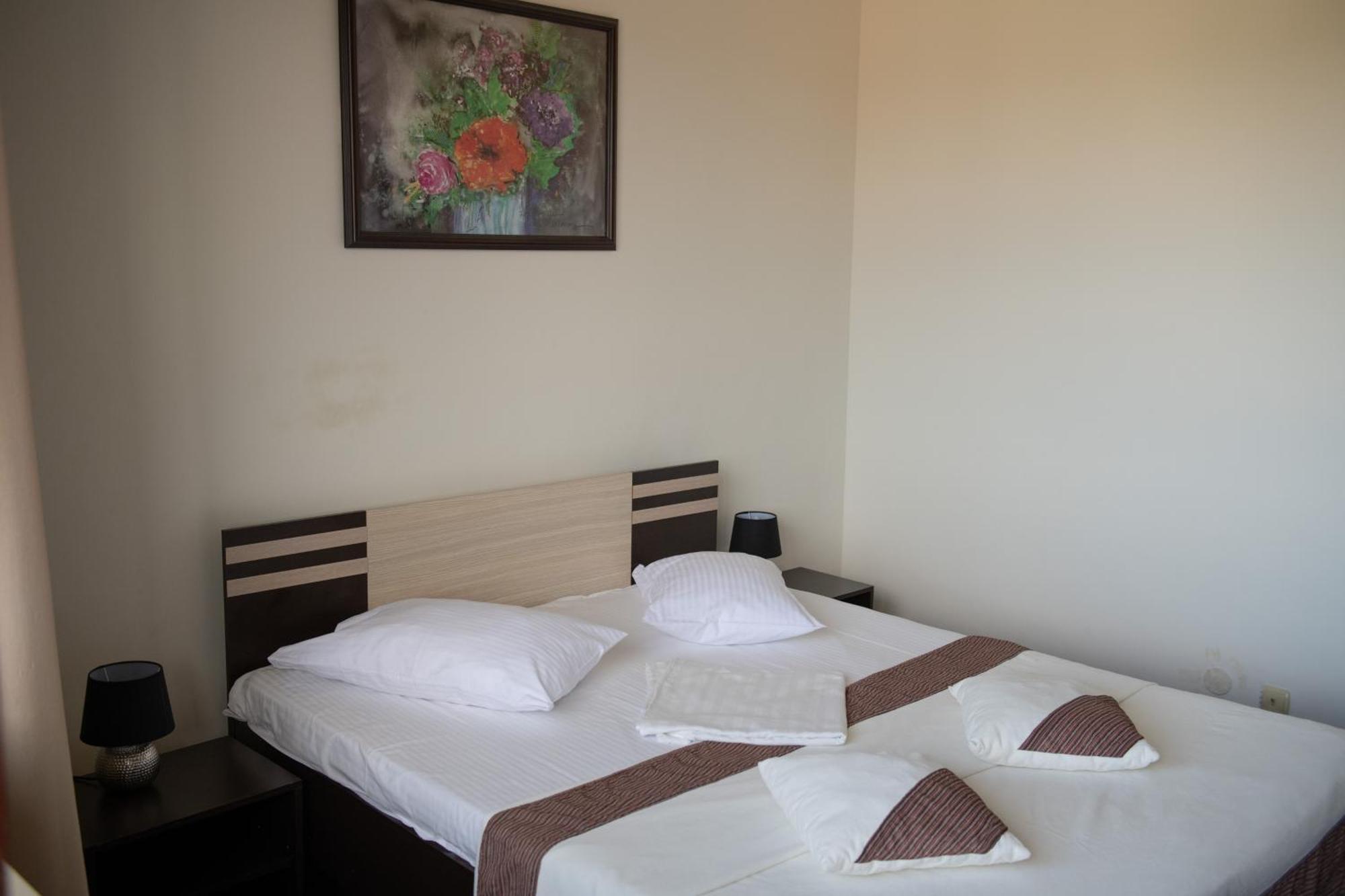 Hotel Panoramic Râmnicu Vâlcea Exteriör bild